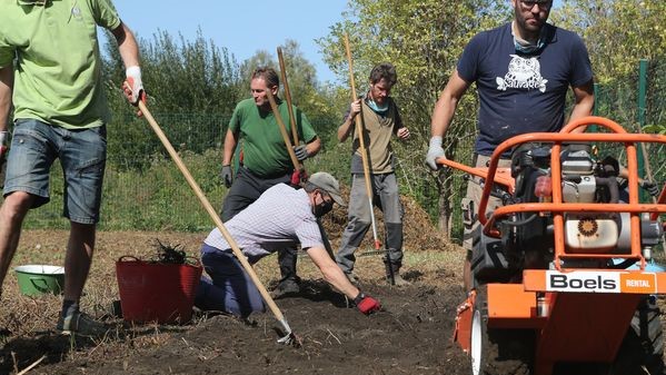 Affiche Formation la biodiversité en espaces verts pour les professionnels